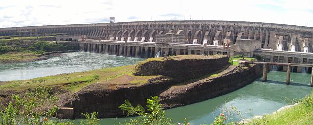 IMG_1704_pan.JPG - Brasilien Parana Foz do IguacuHidroeletrica de Itaipu