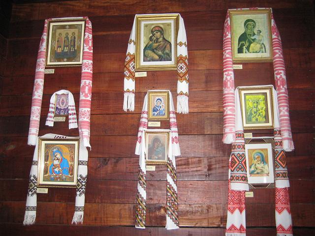 IMG_0468.JPG - Brasilien Parana CuritibaParque TingüiMemorial Ucraniano