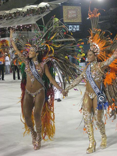 IMG_6410.JPG - Brasilien Rio de JaneiroSambodormoDesfile da Campeã