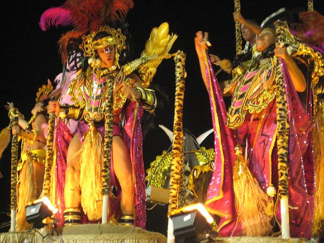 IMG_6456.JPG - Brasilien Rio de JaneiroSambodormoDesfile da Campeã