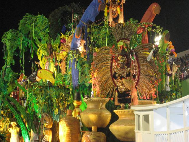 IMG_6463.JPG - Brasilien Rio de JaneiroSambodormoDesfile da Campeã