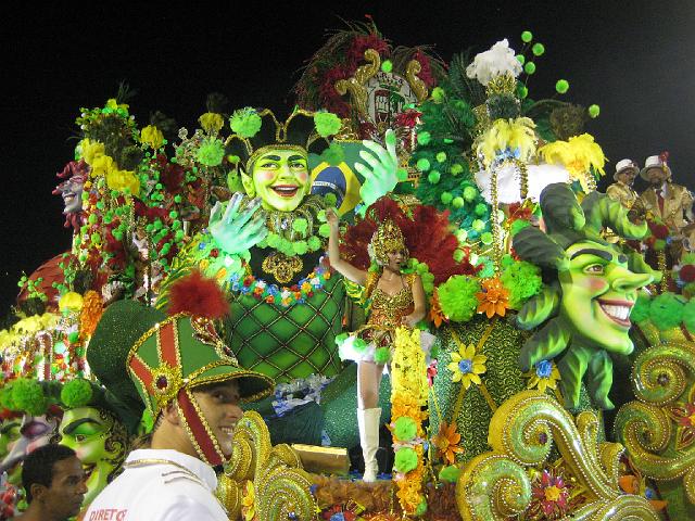 IMG_6556.JPG - Brasilien Rio de JaneiroSambodormoDesfile da Campeã